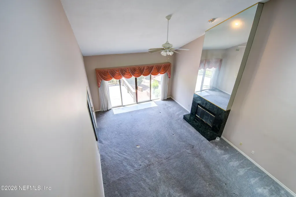 4251 Monument Road Jacksonville FL 32225