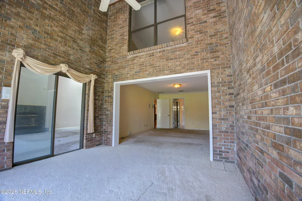 4251 Monument Road Jacksonville FL 32225