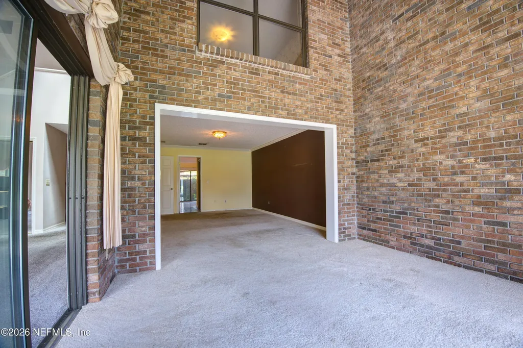4251 Monument Road Jacksonville FL 32225