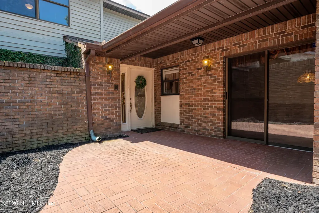 4251 Monument Road Jacksonville FL 32225