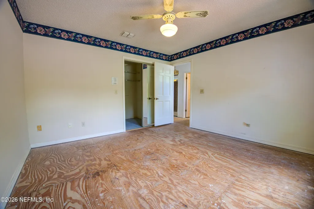 4251 Monument Road Jacksonville FL 32225