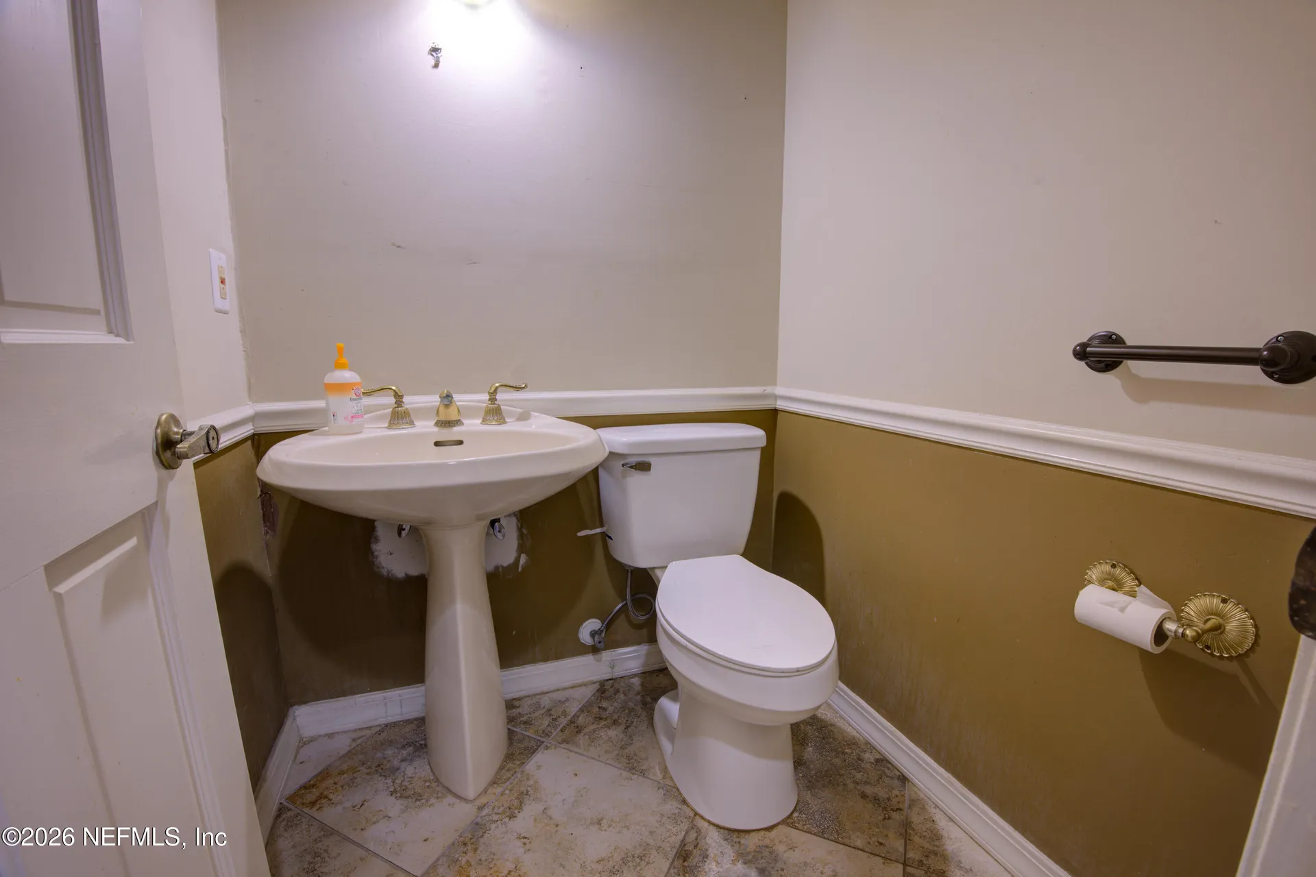 4251 Monument Road Jacksonville FL 32225