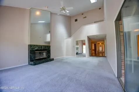 4251 Monument Road Jacksonville FL 32225