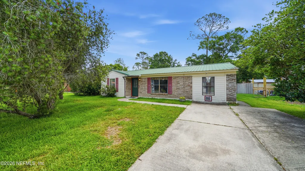 1633 Mary Beth Drive Middleburg FL 32068
