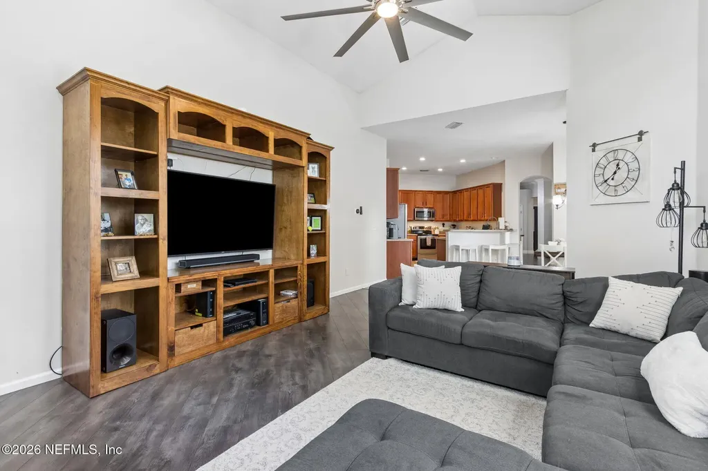 3738 Cardinal Oaks Circle Orange Park FL 32065