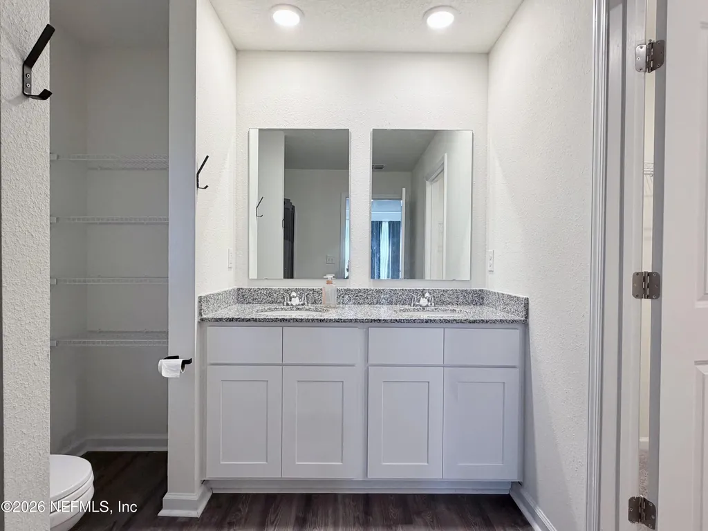 10310 Greystone Drive Glen St. Mary FL 32040