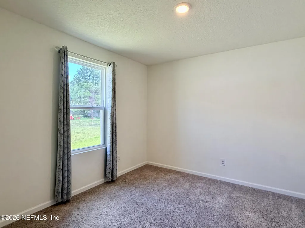 10310 Greystone Drive Glen St. Mary FL 32040