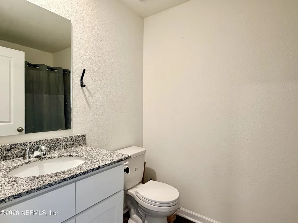 10310 Greystone Drive Glen St. Mary FL 32040