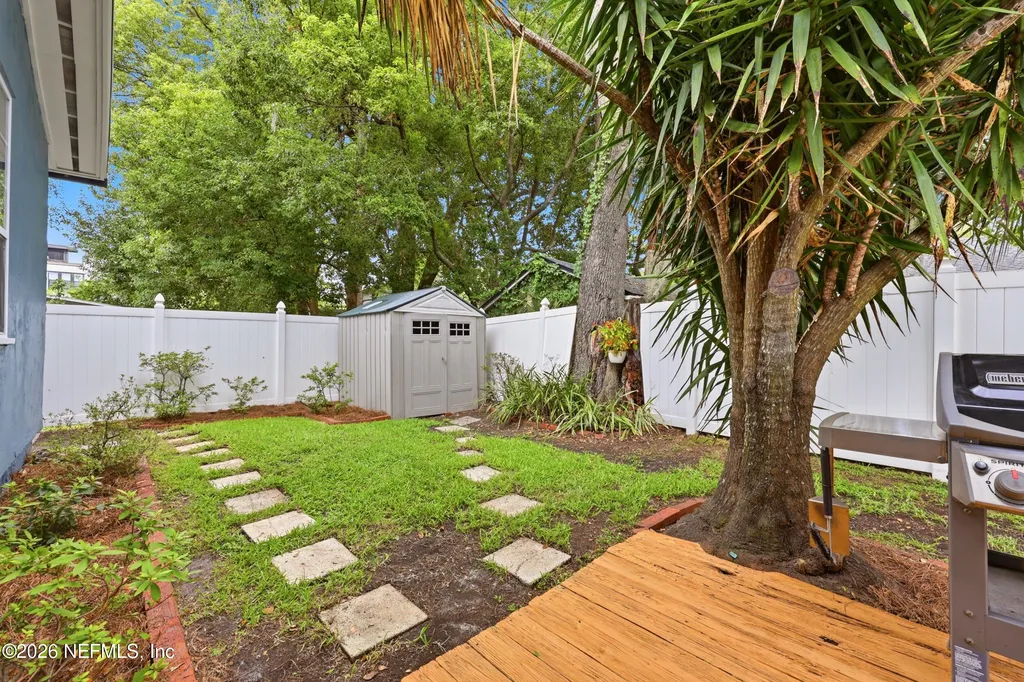 2121 Minerva Avenue Jacksonville FL 32207