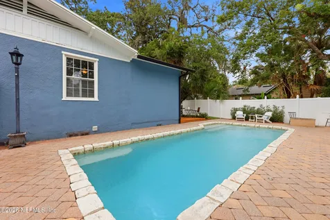 2121 Minerva Avenue Jacksonville FL 32207