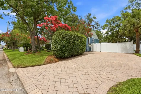 2121 Minerva Avenue Jacksonville FL 32207