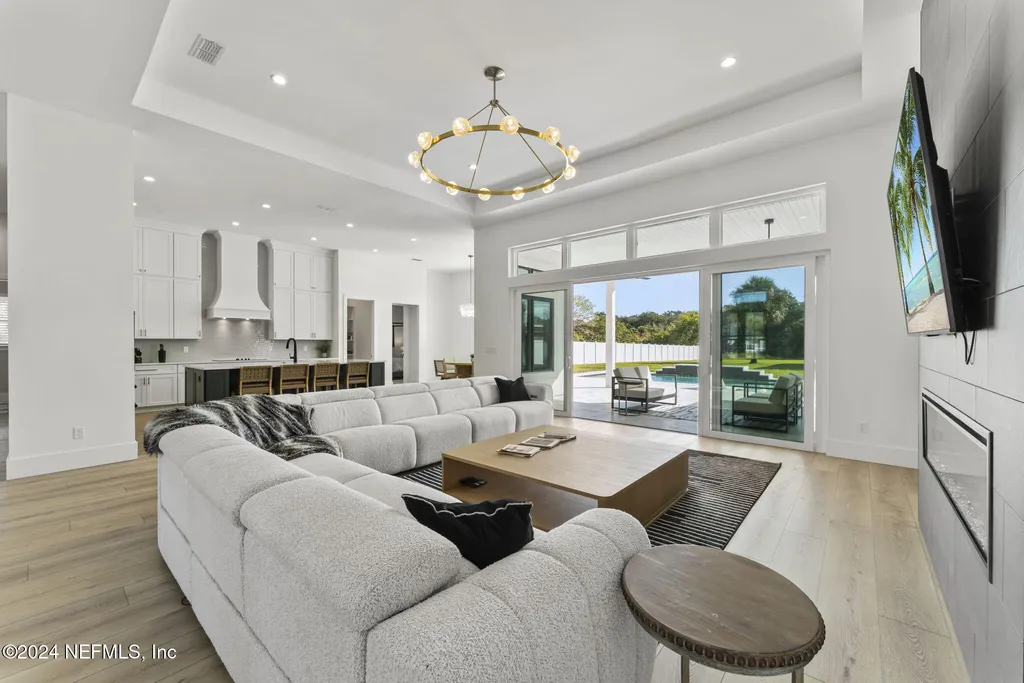 9149 Woodsman Cove Lane Jacksonville FL 32226