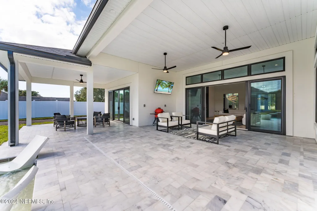 9149 Woodsman Cove Lane Jacksonville FL 32226