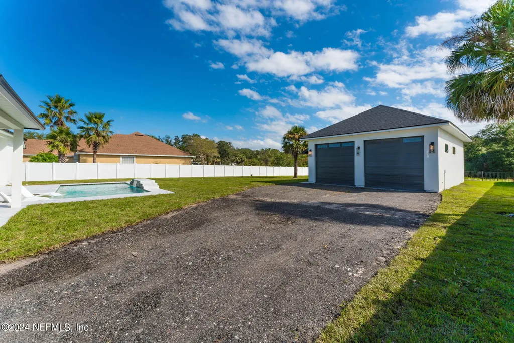 9149 Woodsman Cove Lane Jacksonville FL 32226