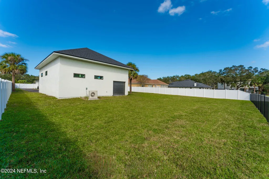 9149 Woodsman Cove Lane Jacksonville FL 32226