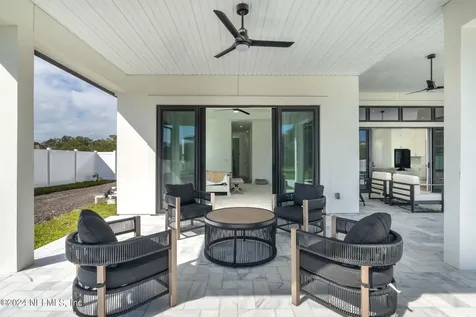 9149 Woodsman Cove Lane Jacksonville FL 32226