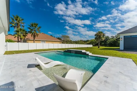 9149 Woodsman Cove Lane Jacksonville FL 32226