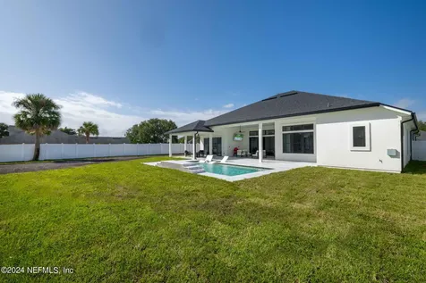 9149 Woodsman Cove Lane Jacksonville FL 32226