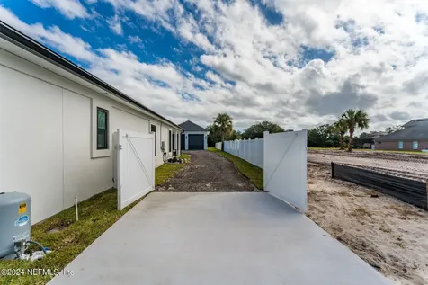9149 Woodsman Cove Lane Jacksonville FL 32226