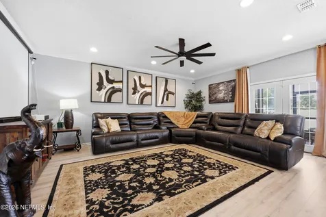 9249 Canary Ivy Lane Jacksonville FL 32219