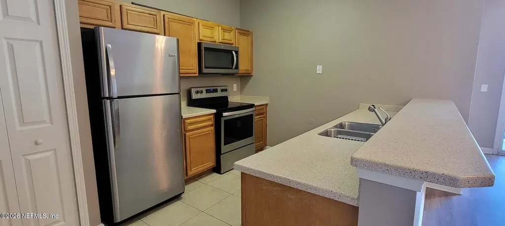 8227 Lobster Bay Court Jacksonville FL 32256