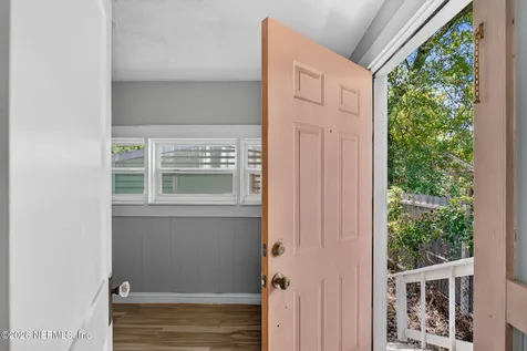 4749 Crescent Street Jacksonville FL 32205