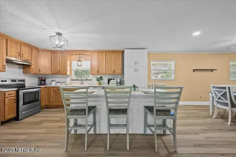 226 E Minnesota Avenue Macclenny FL 32063