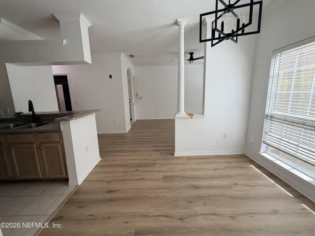 7800 Point Meadows Drive Jacksonville FL 32256
