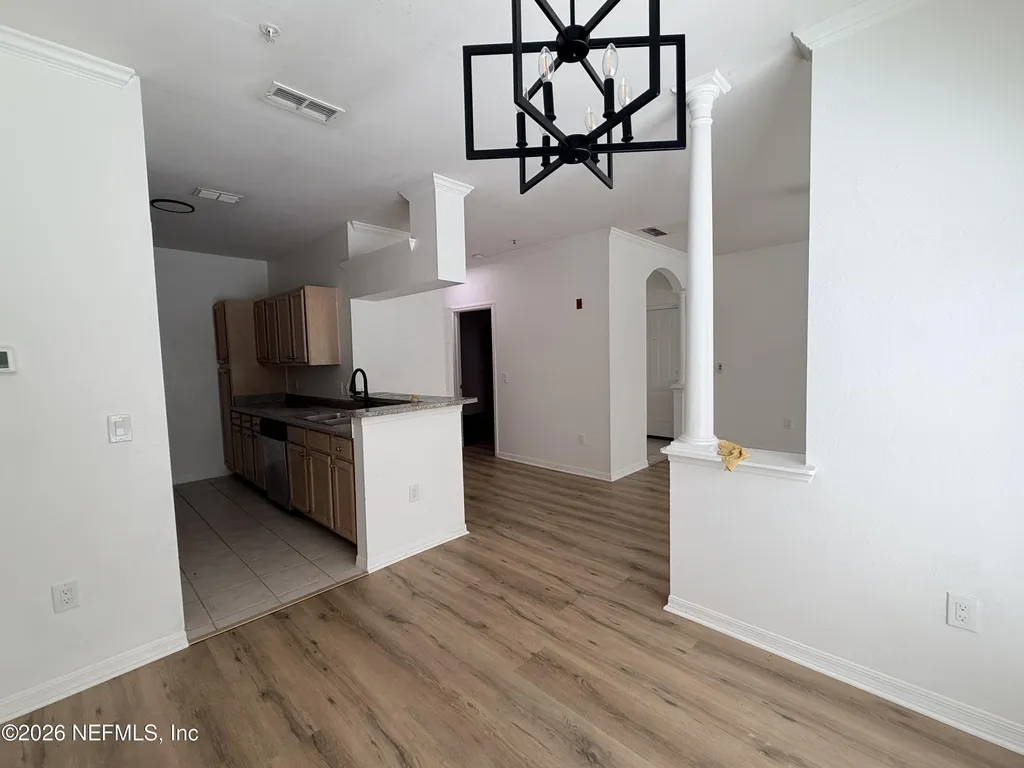 7800 Point Meadows Drive Jacksonville FL 32256