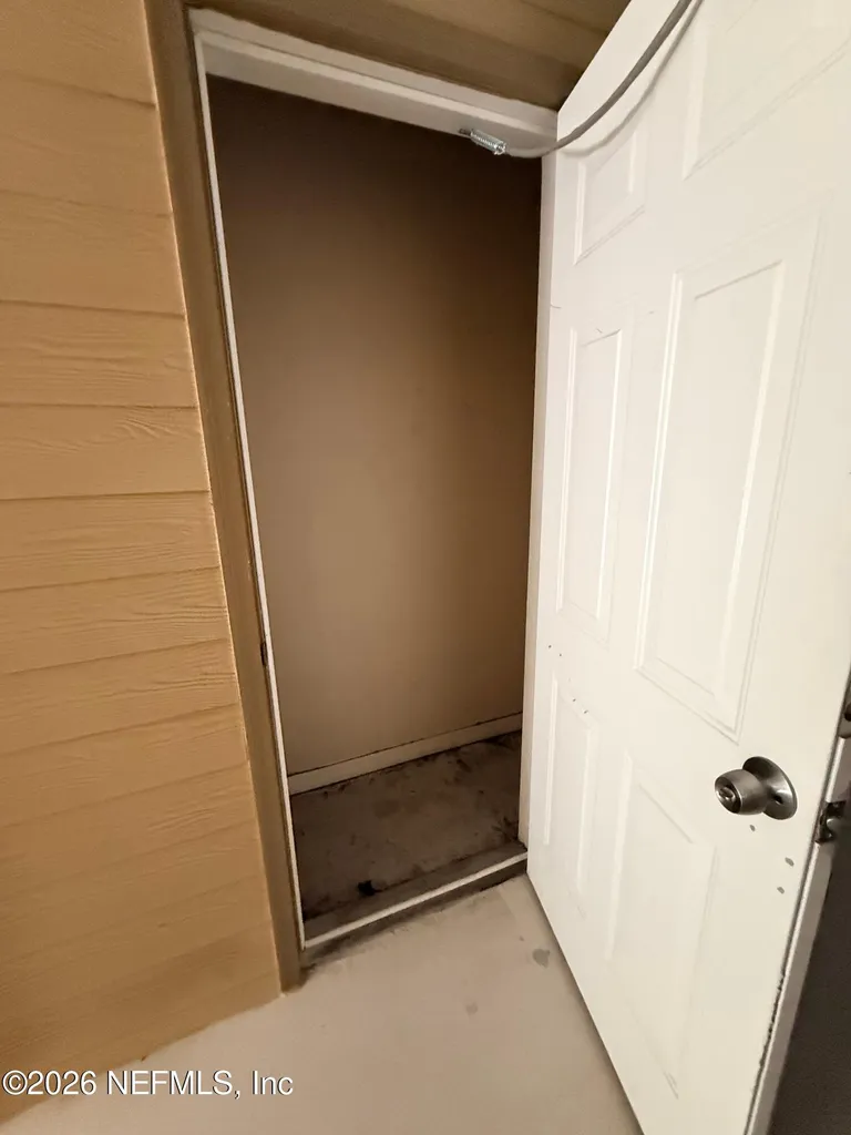 7800 Point Meadows Drive Jacksonville FL 32256