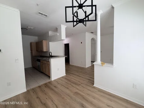 7800 Point Meadows Drive Jacksonville FL 32256