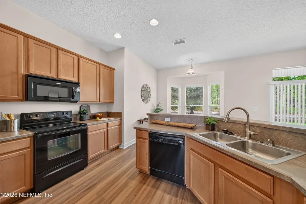 6668 Breeze Hill Court Jacksonville FL 32222