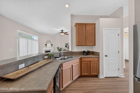 6668 Breeze Hill Court Jacksonville FL 32222