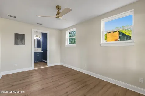 2614 Leonid Road Jacksonville FL 32218