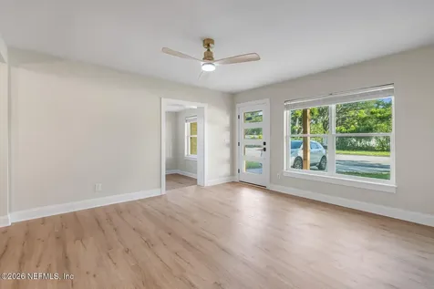 2614 Leonid Road Jacksonville FL 32218