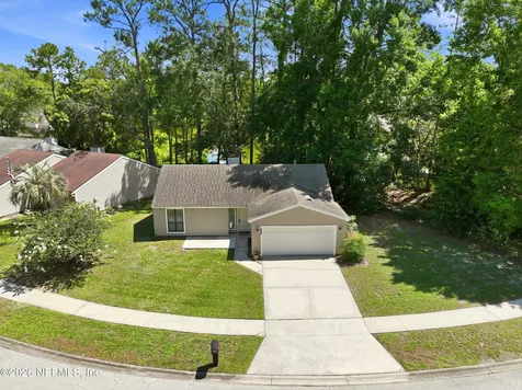3839 Arrow Lakes Drive S Jacksonville FL 32257