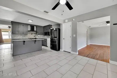 3915 Anvers Boulevard Jacksonville FL 32210