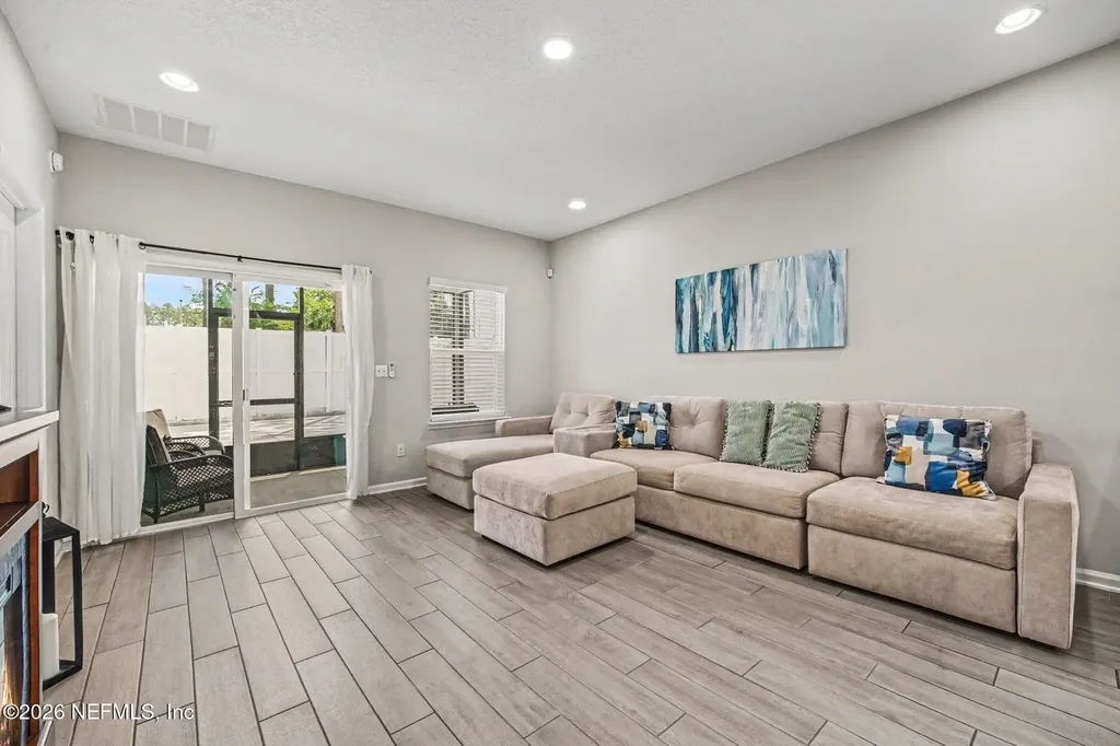 8292 Cape Fox Drive Jacksonville FL 32222