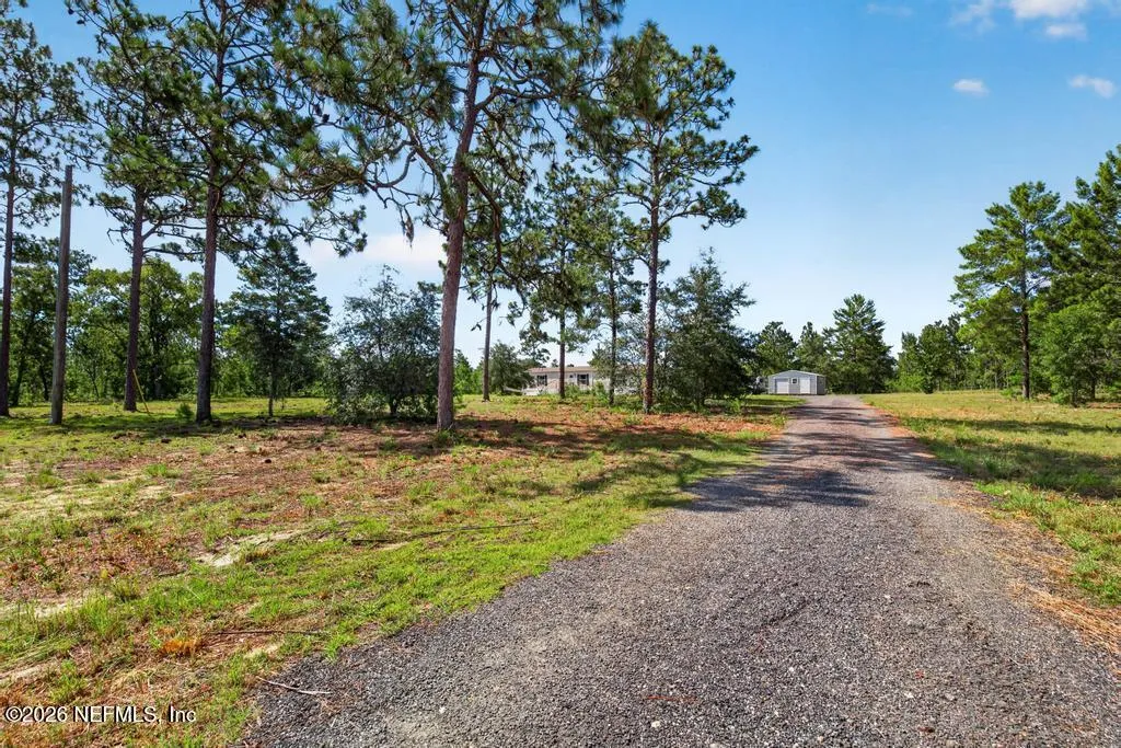323 Lily Trail Interlachen FL 32148
