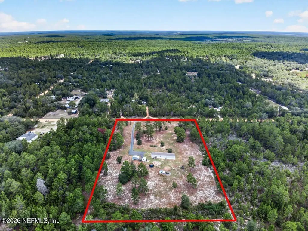 323 Lily Trail Interlachen FL 32148