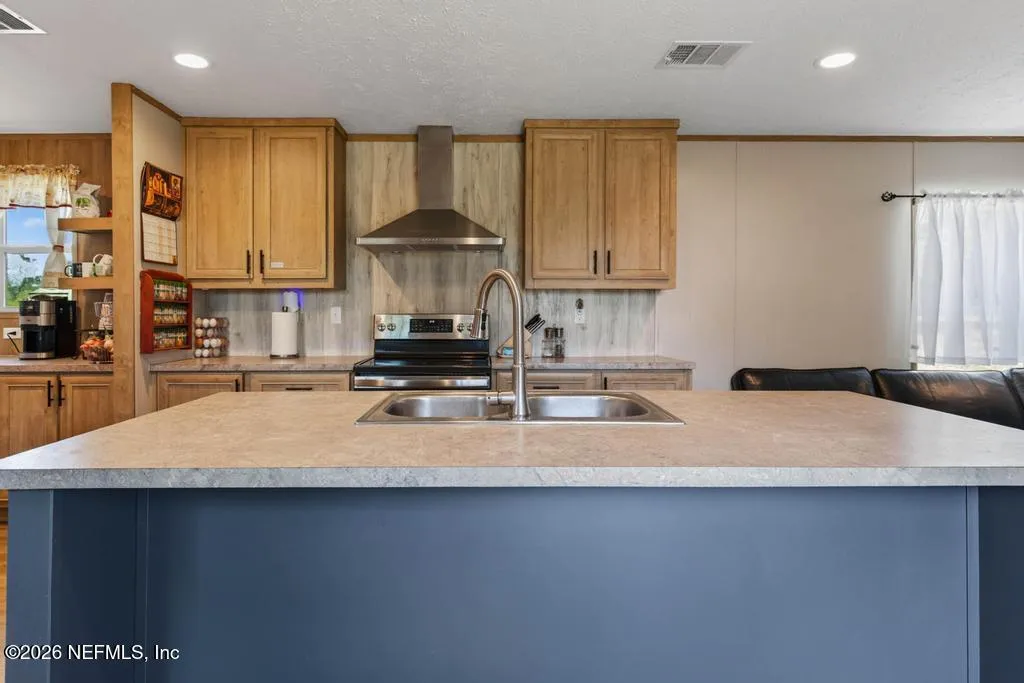 323 Lily Trail Interlachen FL 32148