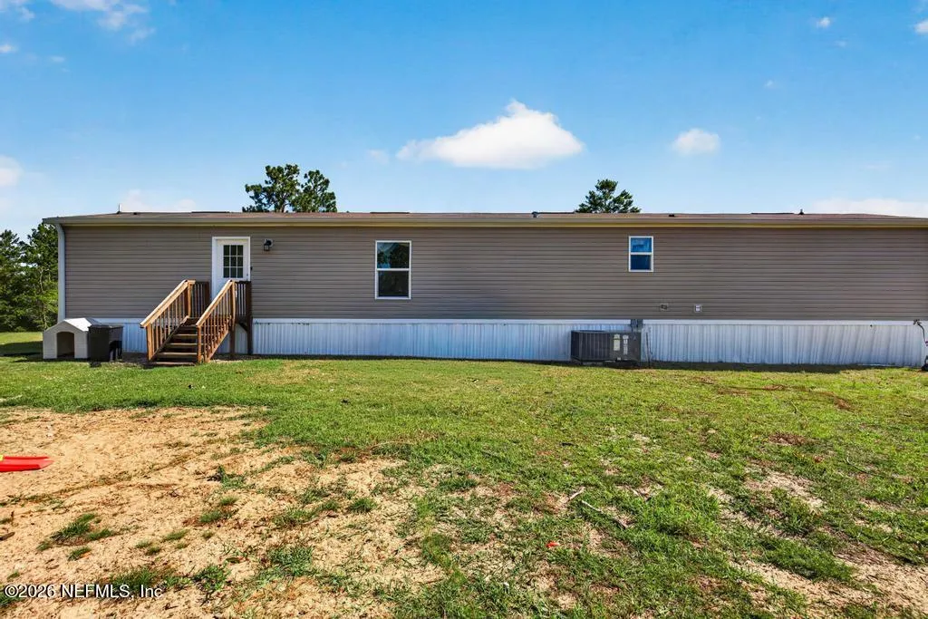 323 Lily Trail Interlachen FL 32148