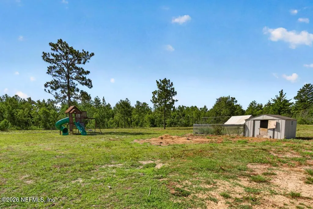 323 Lily Trail Interlachen FL 32148