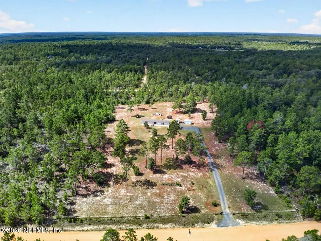 323 Lily Trail Interlachen FL 32148