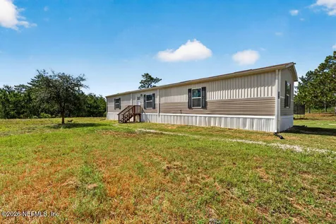 323 Lily Trail Interlachen FL 32148