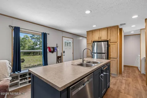 323 Lily Trail Interlachen FL 32148