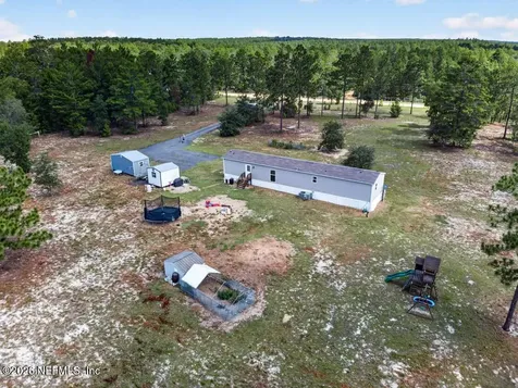 323 Lily Trail Interlachen FL 32148