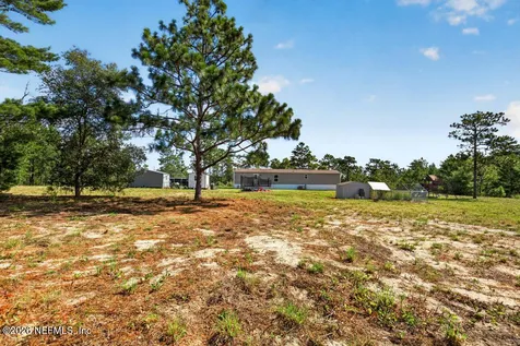 323 Lily Trail Interlachen FL 32148