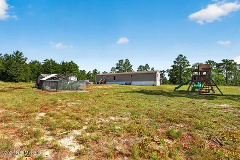 323 Lily Trail Interlachen FL 32148