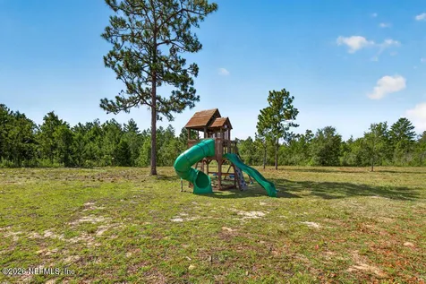 323 Lily Trail Interlachen FL 32148